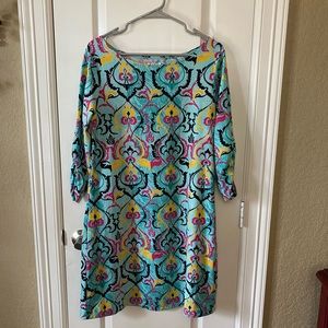 Nice summer cruise style dress.